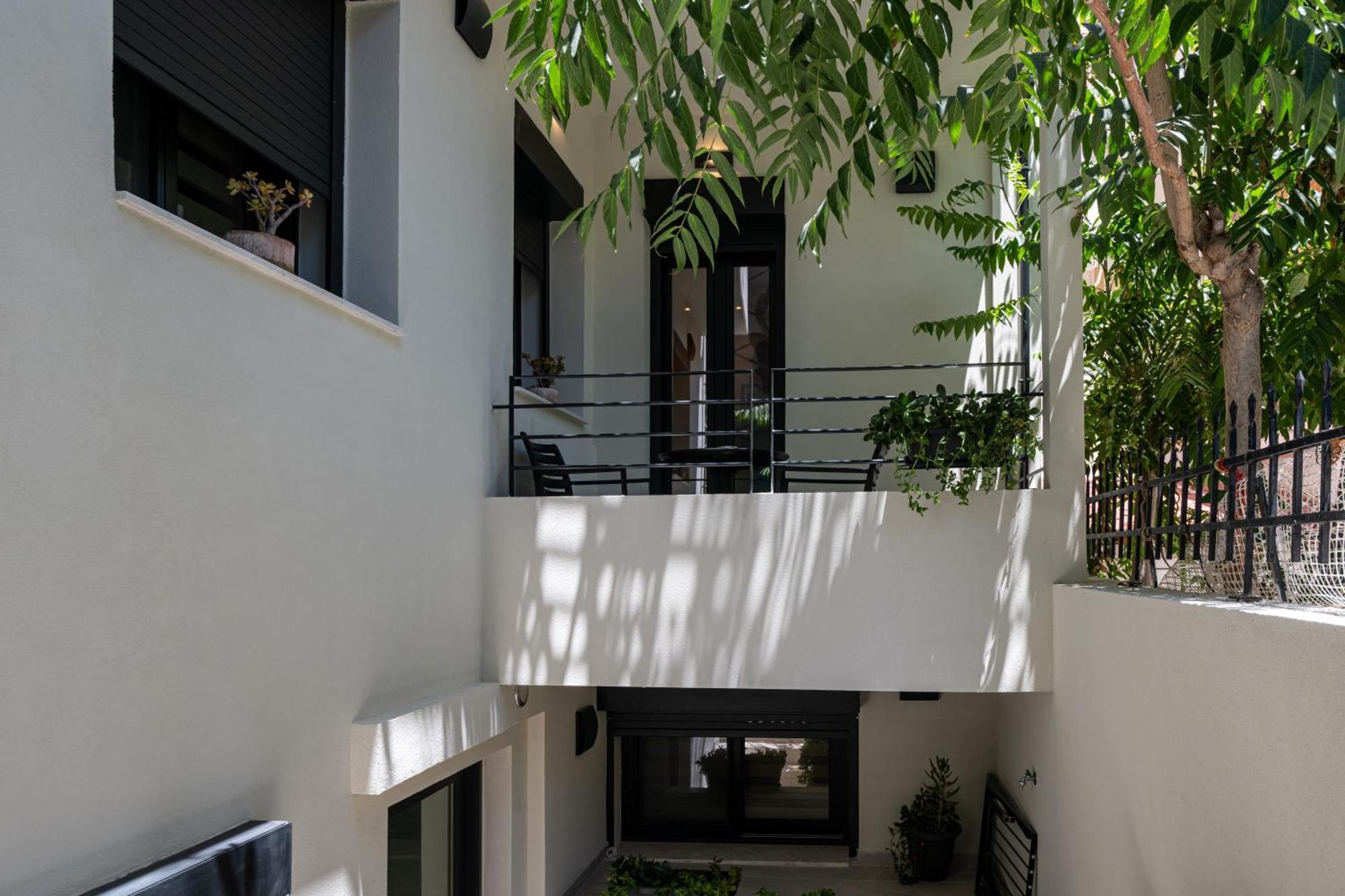Asklipiou Cube - Kalamata Mediterranean Suites Eksteriør billede
