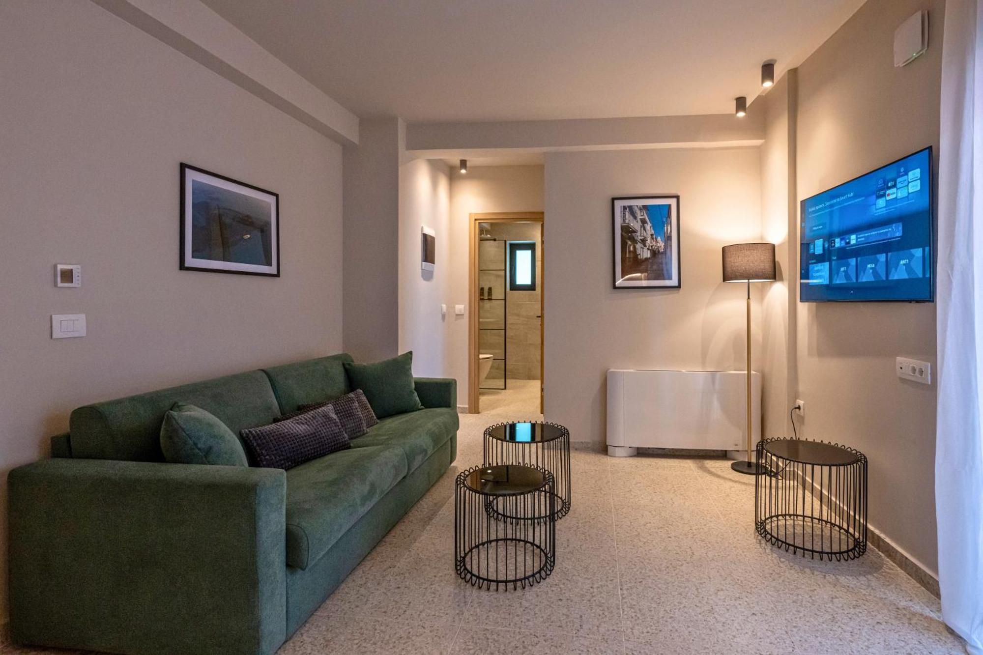 Asklipiou Cube - Kalamata Mediterranean Suites Eksteriør billede