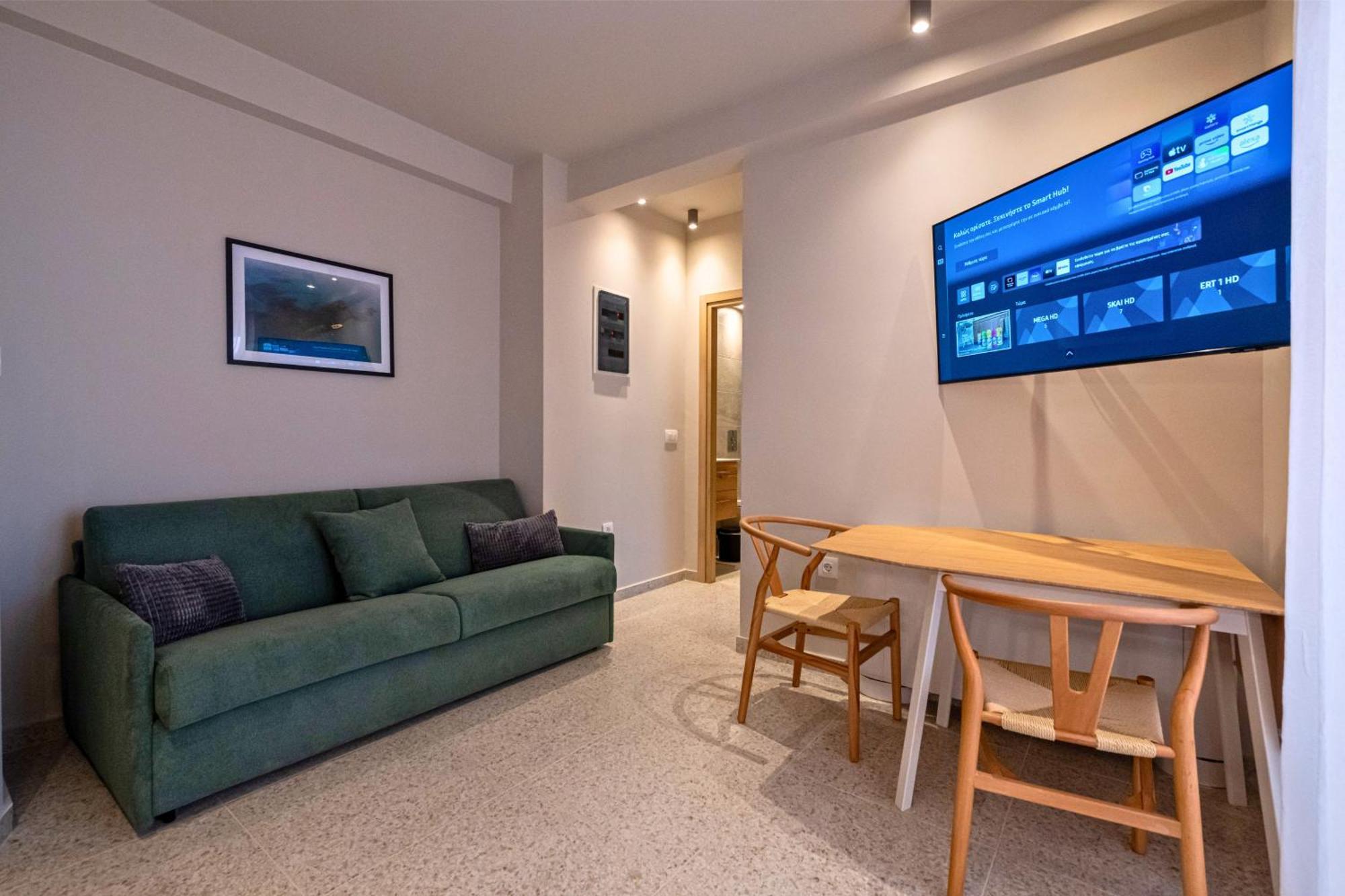 Asklipiou Cube - Kalamata Mediterranean Suites Eksteriør billede