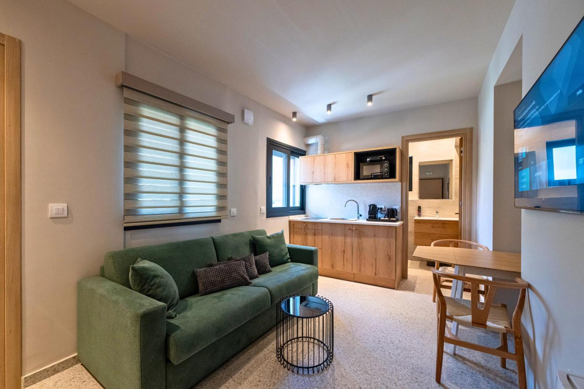 Asklipiou Cube - Kalamata Mediterranean Suites Eksteriør billede